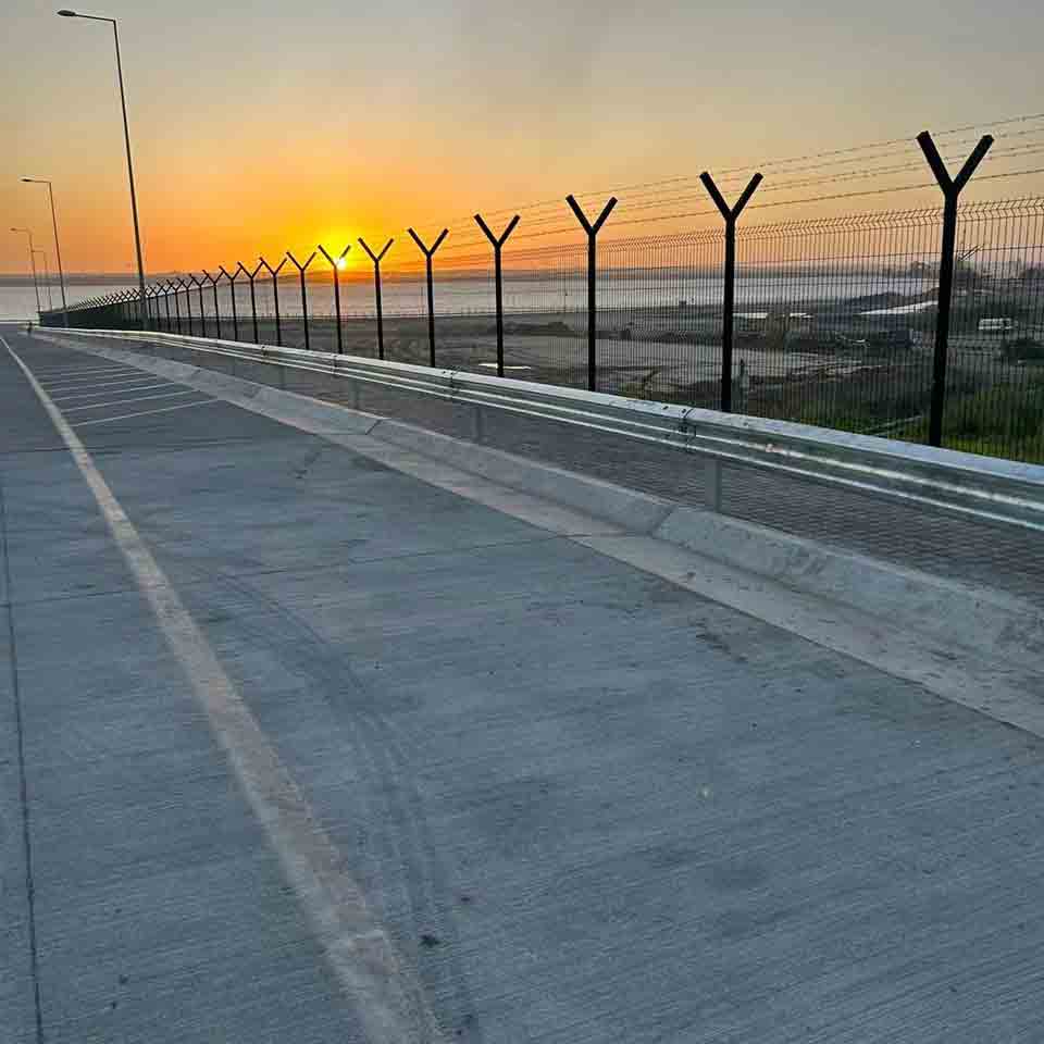 Viga Guarda-corpo Rodoviária Highway Guardrail Beam