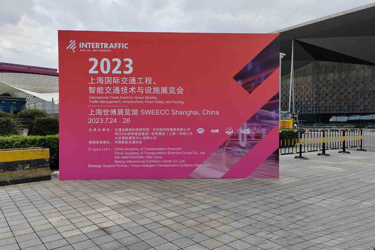 Viga de barandilla AASHTO M180 AASHTO M180 guardrail beam