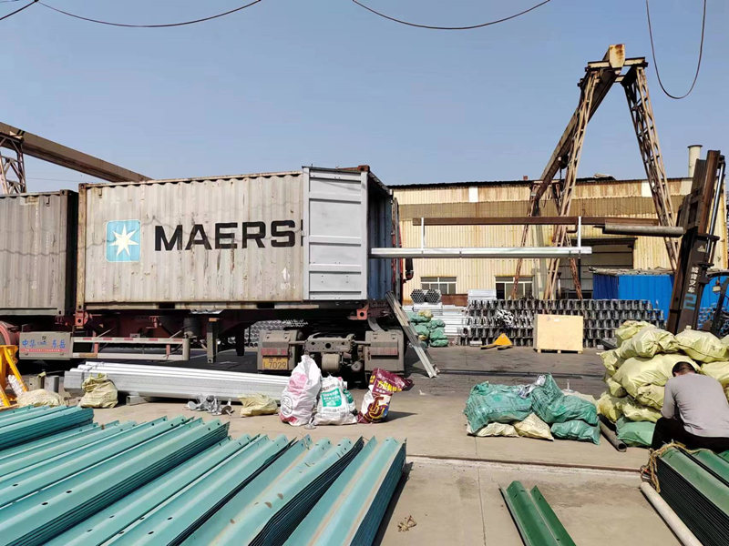 Viga de guarda-corpo rodoviário Highway Guardrail Beam