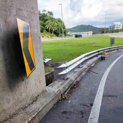 Guarda-corpo da estrada